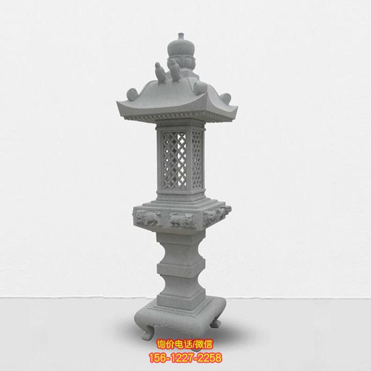 大理石鏤空燈籠雕塑，精美絕倫