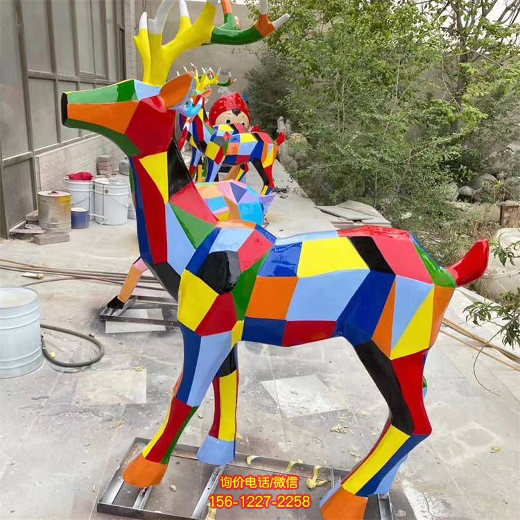 玻璃鋼彩繪幾何鹿小區售樓部景觀小品擺件