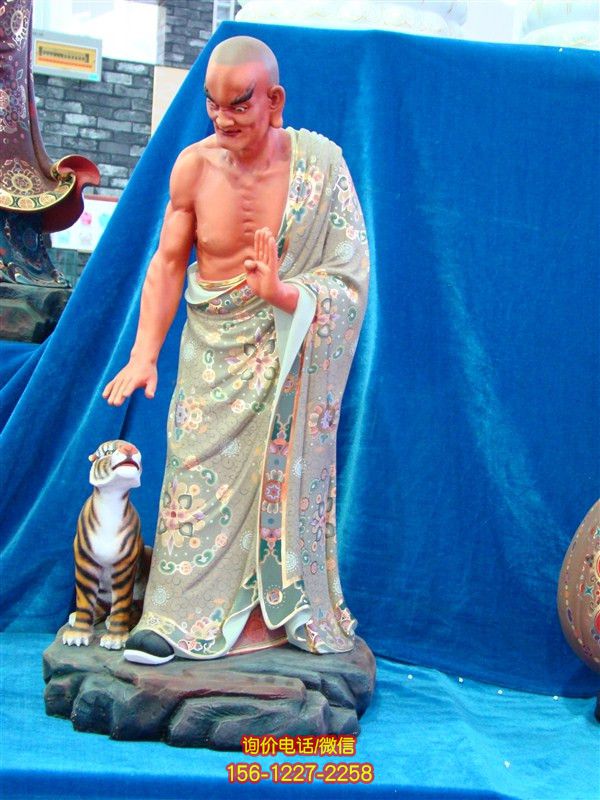 伏虎羅漢玻璃鋼彩繪景區(qū)大型景觀十八羅漢雕塑 伏虎羅漢玻璃鋼彩繪景區(qū)大型景觀十八羅漢雕塑