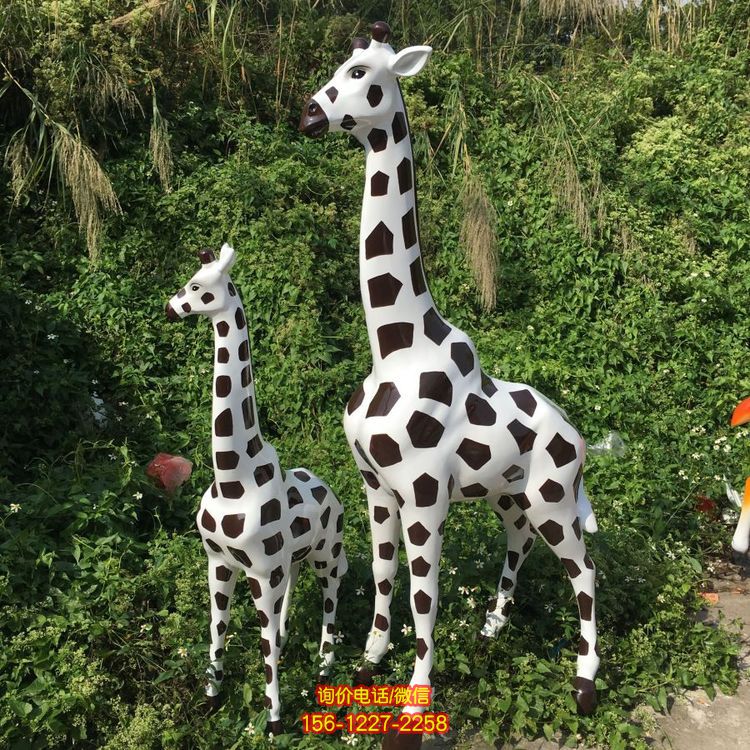 玻璃鋼長頸鹿，卡通長頸鹿雕塑
