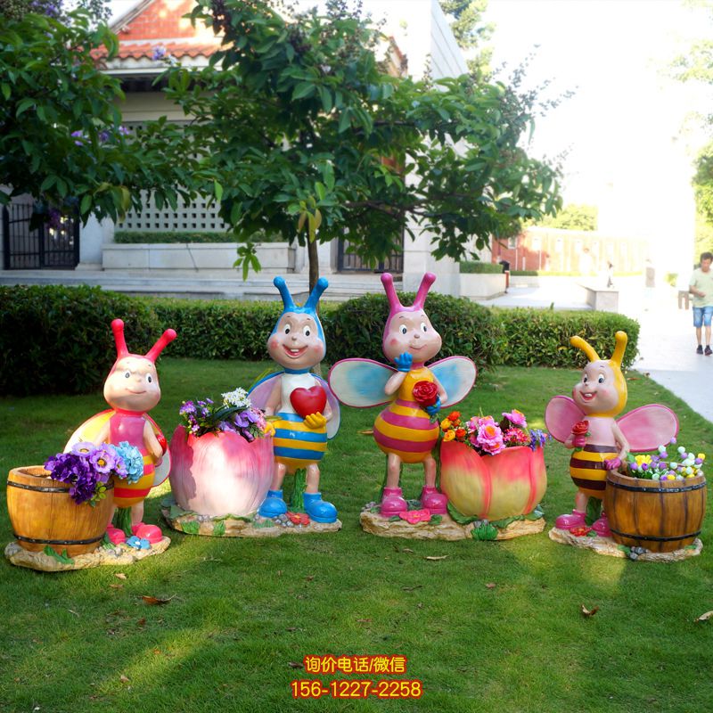 公園商店門口擺放卡通蜜蜂花盆玻璃鋼蜜蜂雕塑 公園商店門口擺放卡通蜜蜂花盆玻璃鋼蜜蜂雕塑