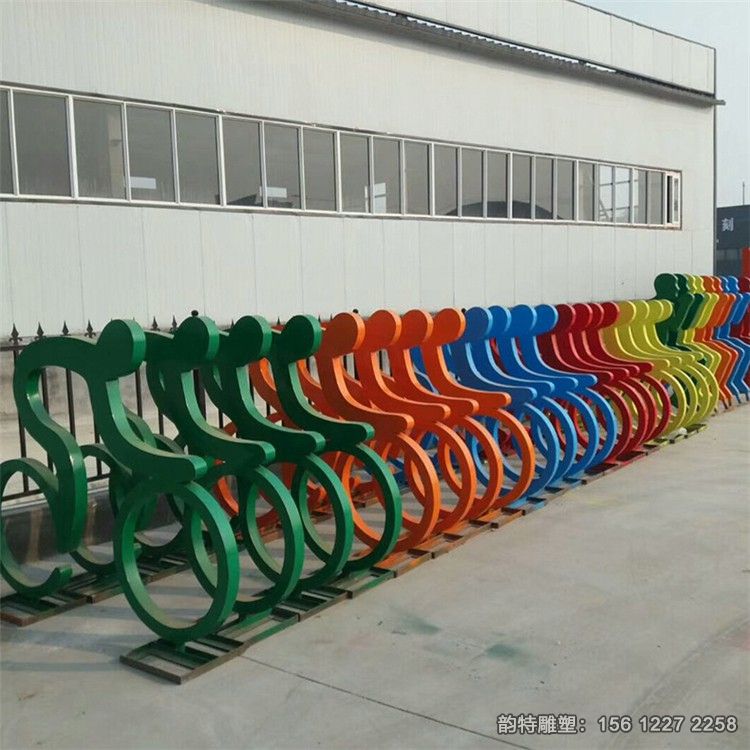 騎車雕塑04 騎車雕塑04