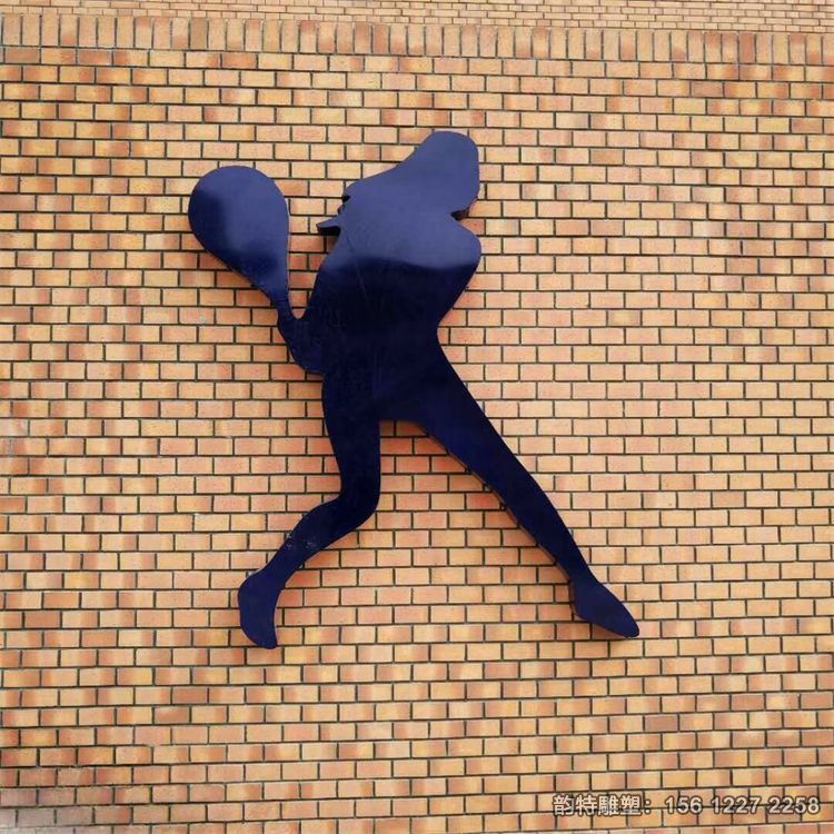 打羽毛球雕塑15