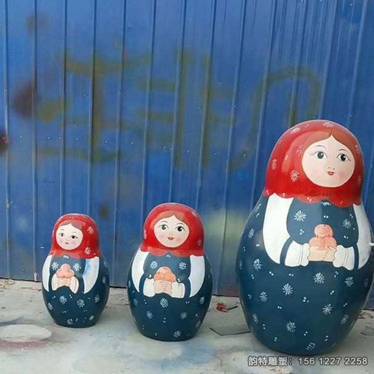 套娃雕塑10 套娃雕塑10