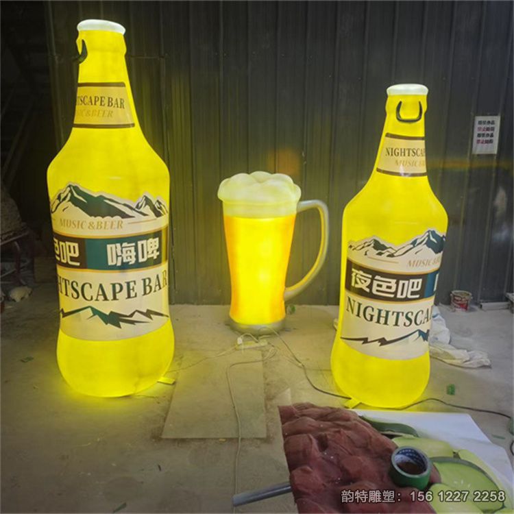 發光酒瓶子雕塑 仿真酒瓶雕塑圖片案例